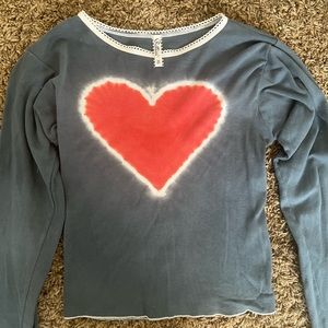 :) Pretties long sleeve top!